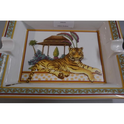 203 - 2 mid C20th Italian ashtrays with tiger decoration. The larger approx 19cm x 15.5cm. The smaller app... 