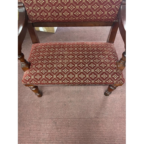 381 - Upholstered bench 