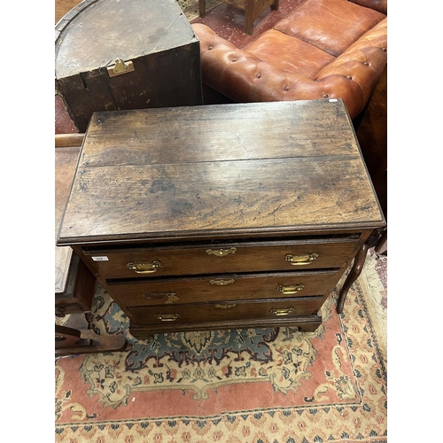 435 - Antique oak chest of 3 drawers - Approx size W: 82cm D: 48cm H: 88cm