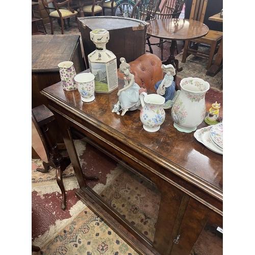 438 - Burr walnut glazed bookcase - Approx size W: 156cm D: 33cm H: 95cm