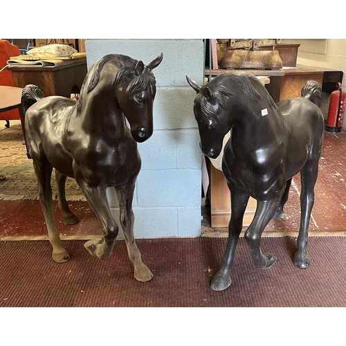 Pair of large bronze horses - Approx height: 109cm