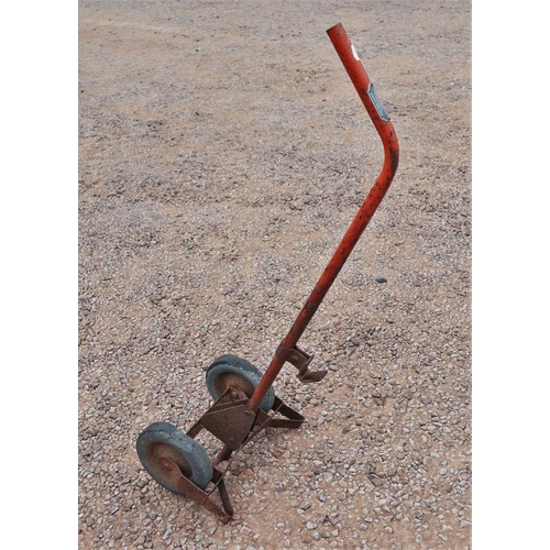 216 - Vintage sack truck/steps together with a gas cylinder trolley