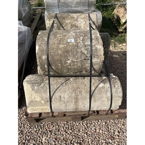 284 - Pallet bath stone columns/plinthsShortest length approx 46cm longest approx 78cm Diameter approx 36c... 