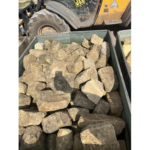 289 - Crate of dressed Cotswold stone