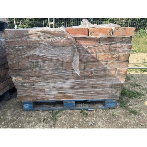 300 - 400 three and a quarter inch early 20th century reclaimed machine made bricks