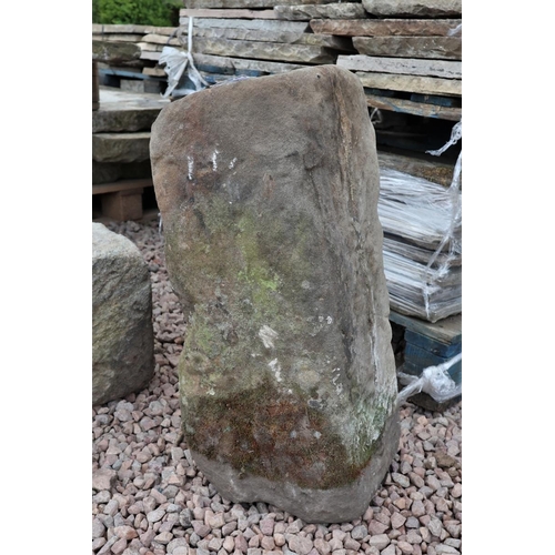 383 - Staddle stone base