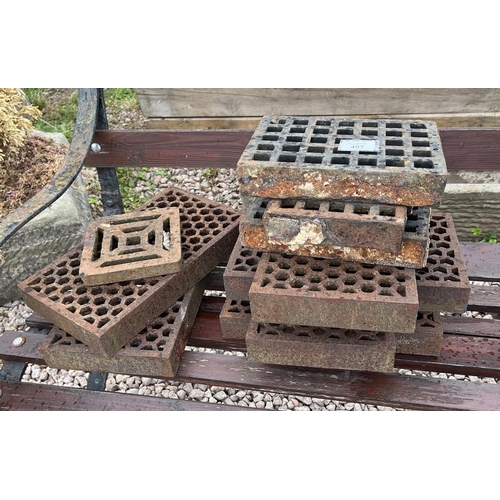 407 - Collection of metal grates