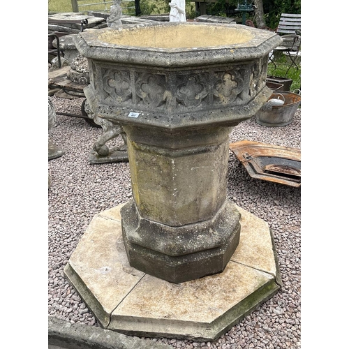 422 - Genuine vintage Haddenstone font - Approx height: 117cm