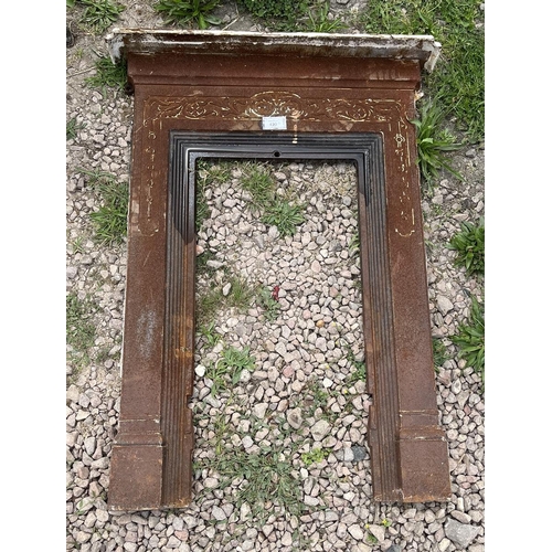 439 - Small Victorian cast iron fireplace 