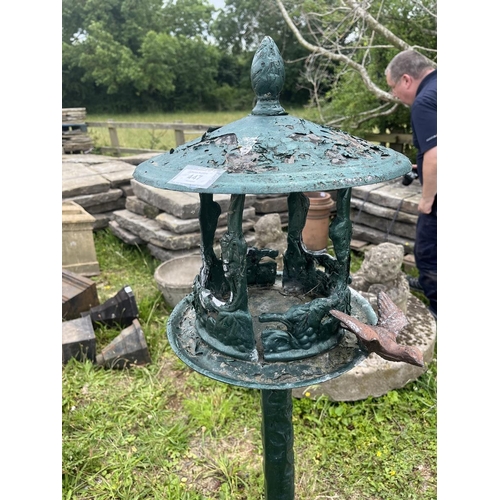 447 - Cast iron bird feeder - Approx height: 132cm