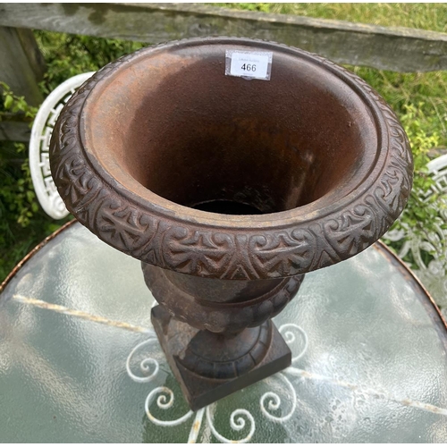 466 - Cast iron pedestal planter - Approx height: 44cm