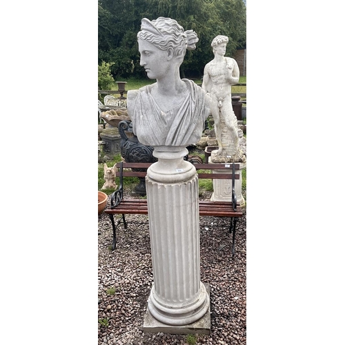 479 - Large stone bust on Corinthian column plinth - Approx height: 182cm