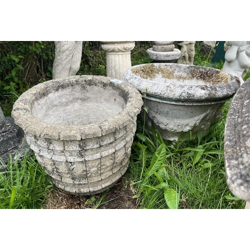 581 - 2 circular stone planters