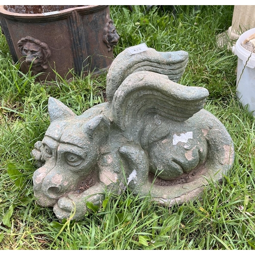 622 - Garden ornament of a gargoyle