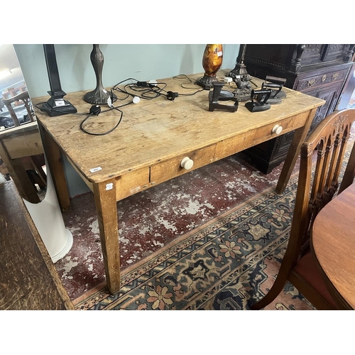 493 - Antique pine table with 2 integrated drawers - L: 153cm W: 82cm H: 75cm approx