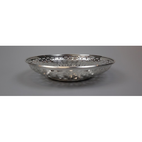 11 - Silver pierced dish - Approx weight: 132g