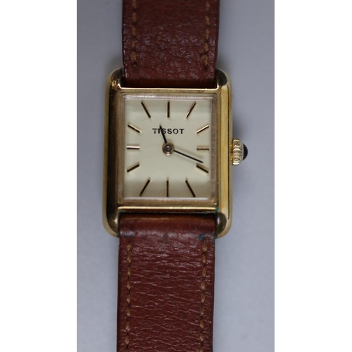 123 - 9ct gold ladies Everite watch together with a vintage Tissot watch with pig skin strap (working)