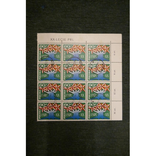 166 - Stamps - Commonwealth QV - QE