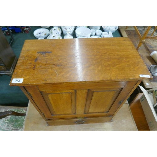 286 - Oak table cupboard - Approx size: Width 55cm Depth 28cm Height 60cm