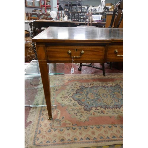 438 - Fine mahogany and inlaid 6 drawer Sheraton style desk – Length 153cm, Depth 92cm, Height 78cm