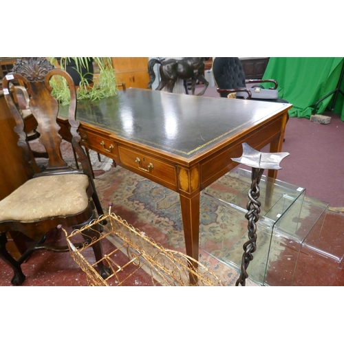 438 - Fine mahogany and inlaid 6 drawer Sheraton style desk – Length 153cm, Depth 92cm, Height 78cm