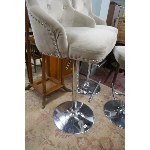 459 - 3 adjustable button back stools