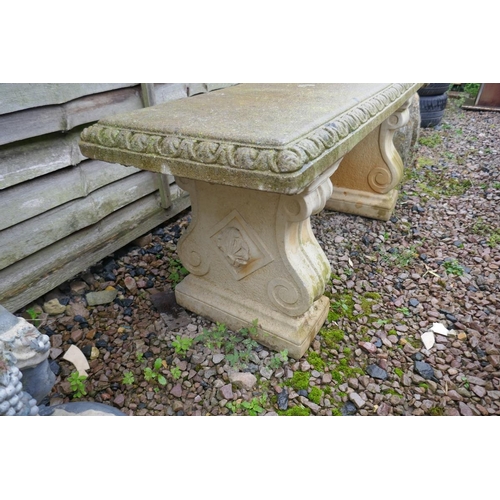 588 - Stone garden bench