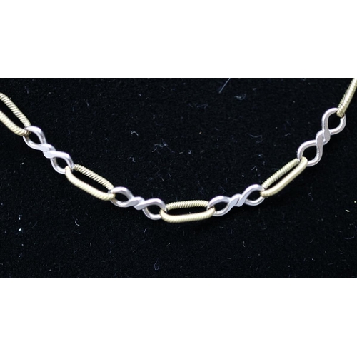 94 - 18ct gold necklace - Approx weight 7.3g