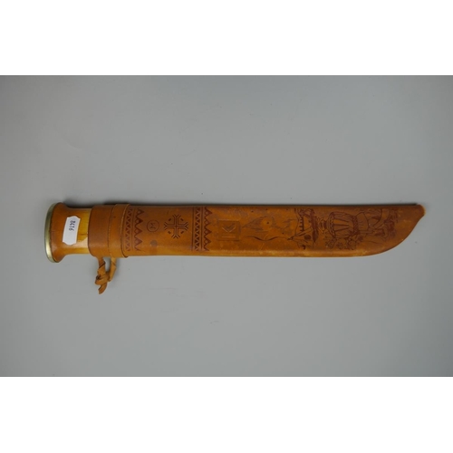 124 - Dagger in sheath