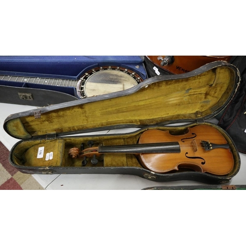 178 - Violin in case