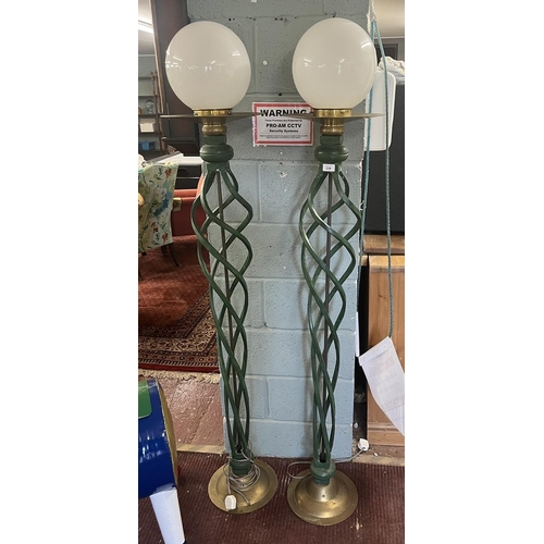 238 - Pair of floor standing lamps - Approx height: 178cm