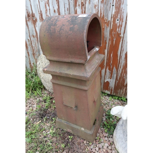 399 - Unusual chimney pot - Approx height: 86cm