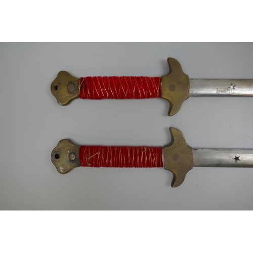 117 - Pair of Chinese fighting swords