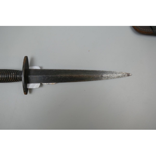 118 - Fairbairn Sykes style fighting knife