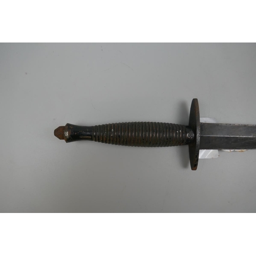 118 - Fairbairn Sykes style fighting knife