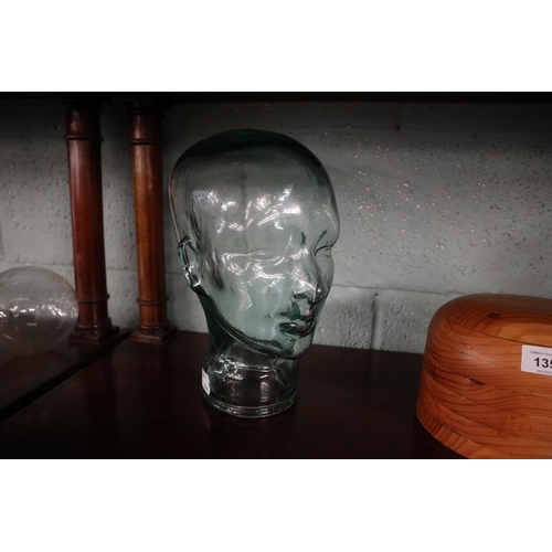 135 - 2 glass busts together with hat stand