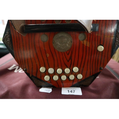 146 - Concertina by Scholer