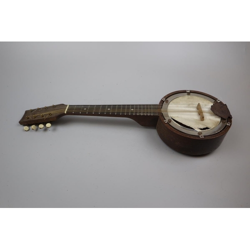 185 - Small banjo in case