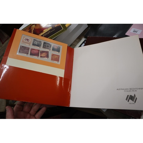 198 - Stamps - Australian Bicentennial collection 1788-1988. 5 booklets in slipcase