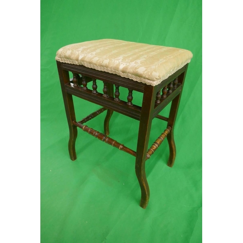 273 - Small piano stool