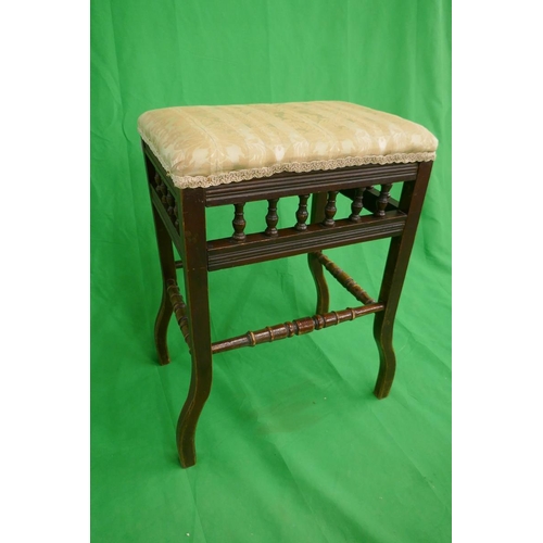 273 - Small piano stool