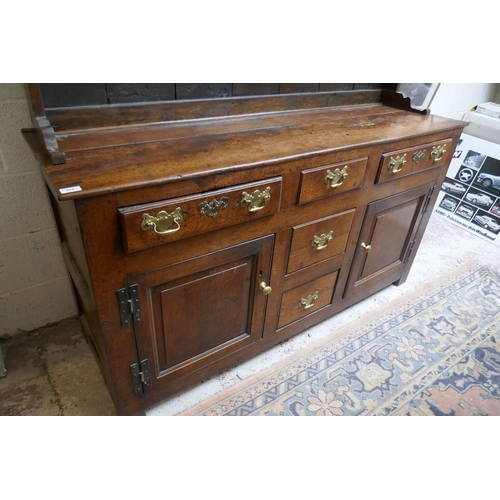 324 - Early oak dresser - Approx size: W: 162cm D: 50cm H: 197cm