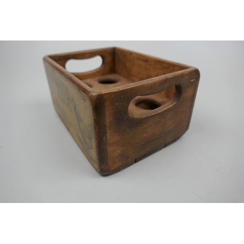 345 - Wooden egg box