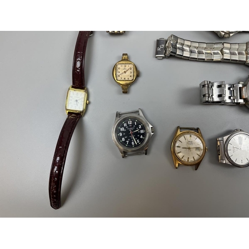 64 - Collection of watches