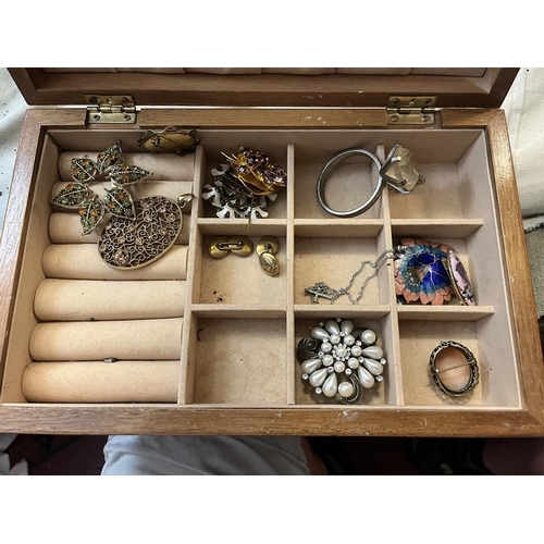 67 - Huge collection of costume jewellery etc