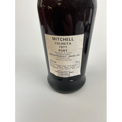 81 - Mitchell Colheita 1977 vintage port