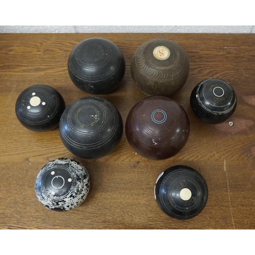 343 - Collection of crown green bowls and jacks