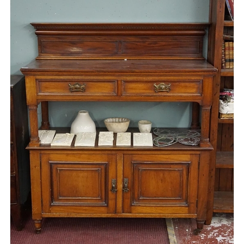 357 - Mahogany buffet - Approx size: W: 124cm D: 51cm H: 142cm