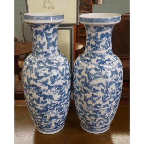 381 - Pair of large blue and white Oriental floor vases - Approx height: 63cm