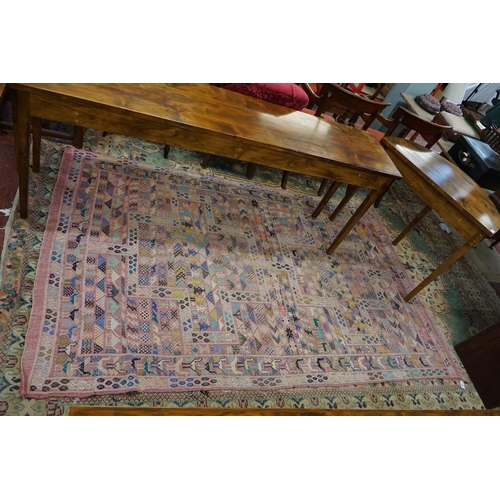 387 - Berber rug - Approx size: 155cm x 250cm